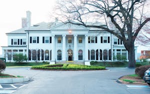 Albertus Magnus College