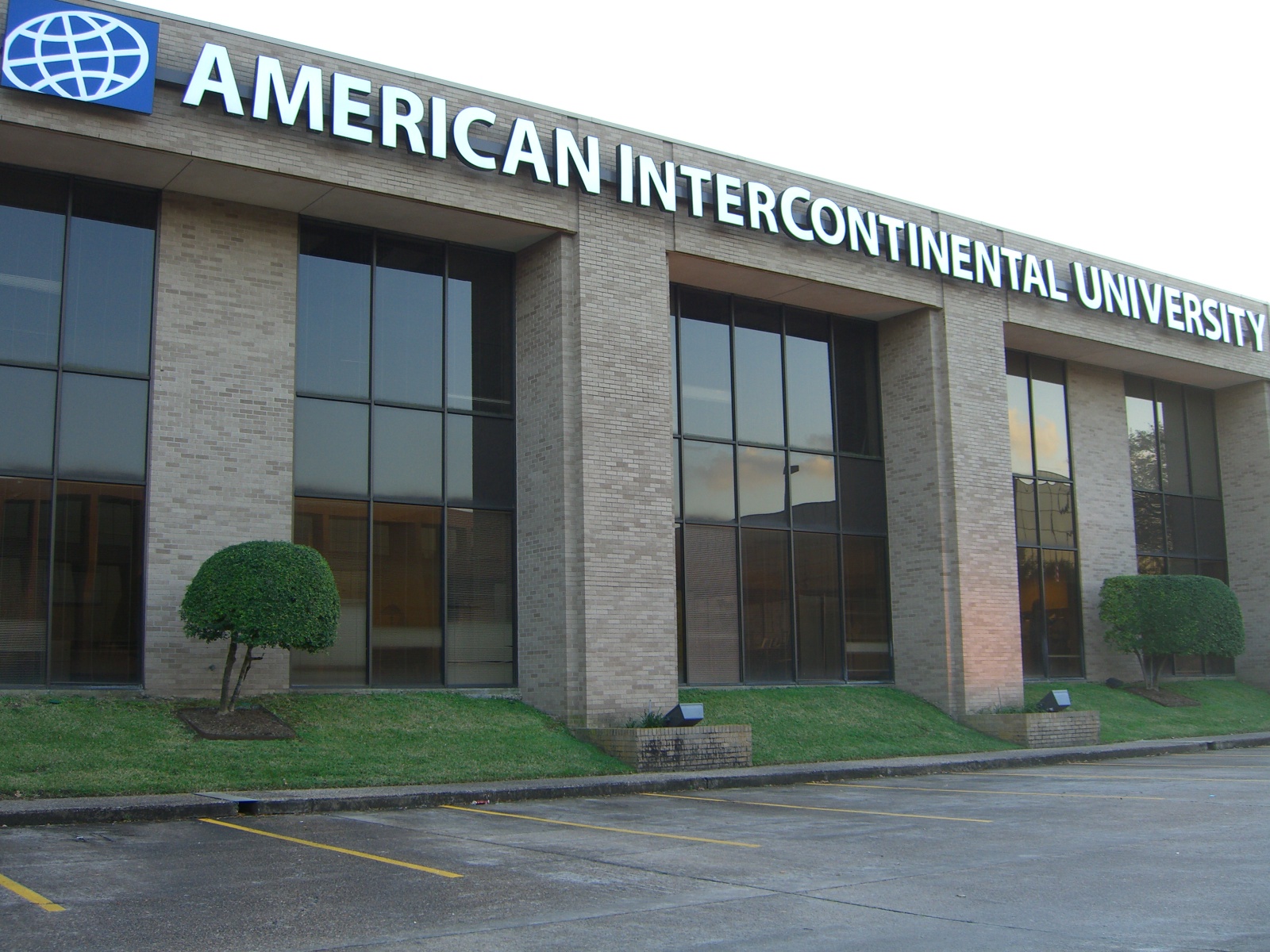 American InterContinental University Online