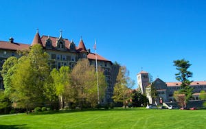 Chestnut Hill College