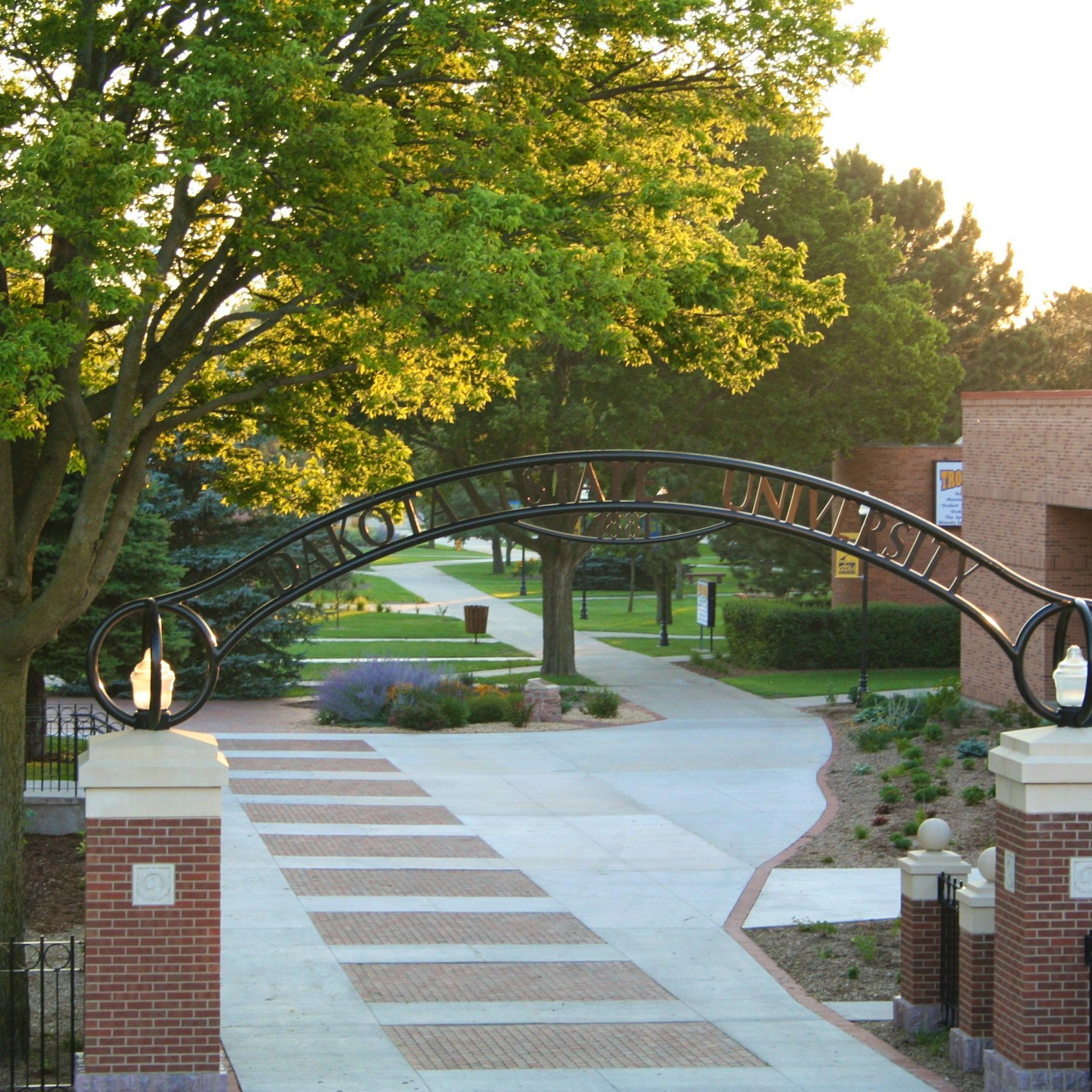 Colleges in Ree Heights, South Dakota and Colleges near Ree Heights