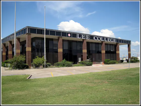 Lee College Campus