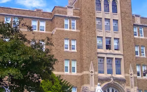 Mount Saint Mary College