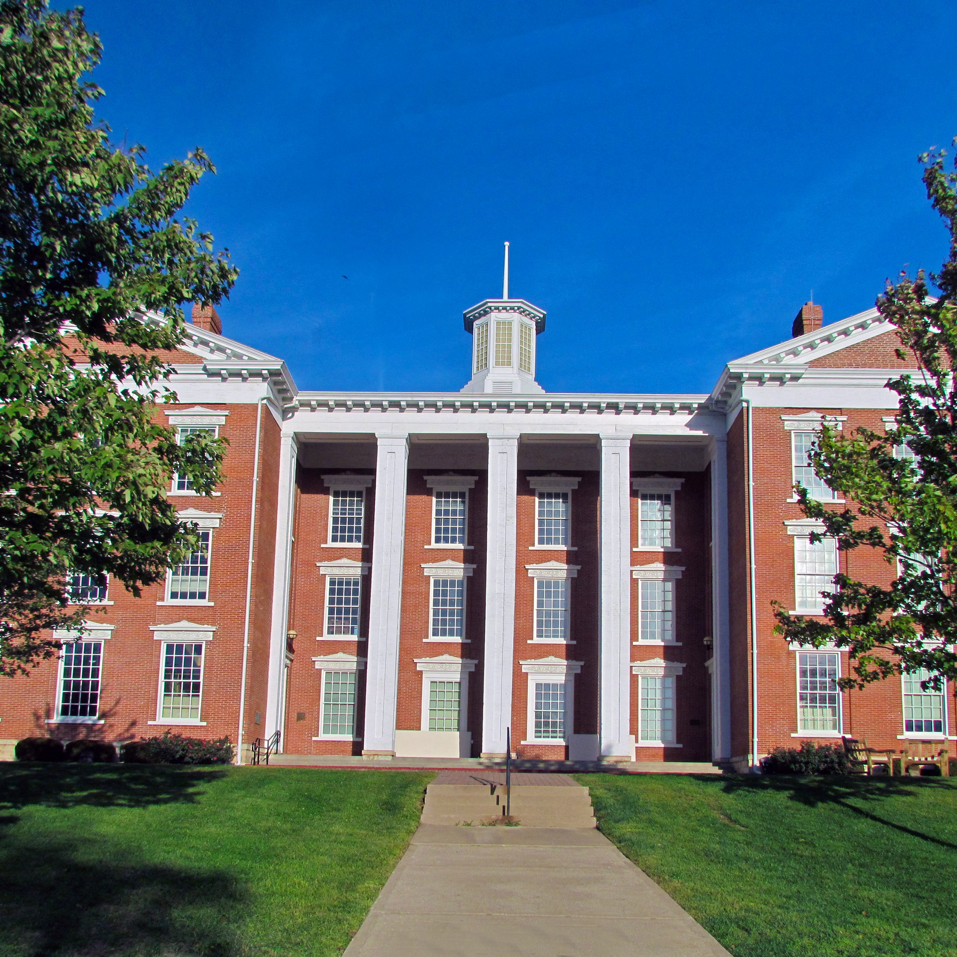 Colleges in Gladstone, Missouri and Colleges near Gladstone